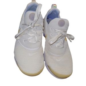 Nike white tennis shoes size 8.5